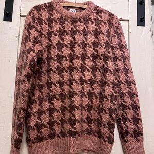 Zara Pink and Brown Houndstooth Sweater